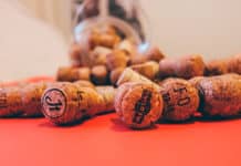 Modernidad y tradición son iguales a… un vino añejo Modernidad y tradición - Vino añejo - Centroamérica