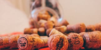 Modernidad y tradición son iguales a… un vino añejo Modernidad y tradición - Vino añejo - Centroamérica