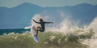 ¡Descubre las olas más rápidas del mundo en Centroamérica! Playa Hermosa - Olas - Surf - Centroamérica