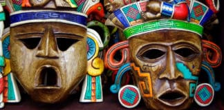 ¿Sabías que los mayas inventaron el chicle? mayas-chicles-y-estetica