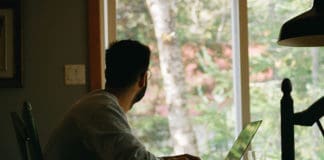 Trabajar en la playa es más fácil de lo que crees (y más barato de lo que piensas) Mejores lugares Teletrabajo