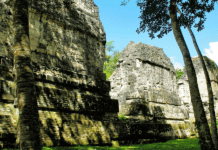 Sightseeing in Central America: Yaxhá, a paradise to be discovered in Guatemala, and very close to Belize
