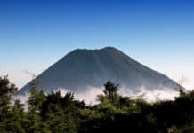 Want to go hiking near the volcanos in Guatemala, Nicaragua and El Salvador?