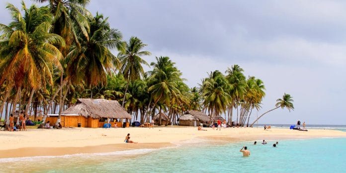 De-islas-casi-desiertas-a-llenas-de-turistas.-Tres-bellos-destinos-en-Nicaragua,-Panamá-y-Honduras-(2)