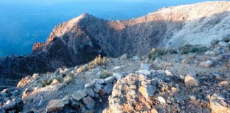 ¡Adéntrate en la grandeza de Centroamérica de la mano de la historia, los volcanes y las cascadas!