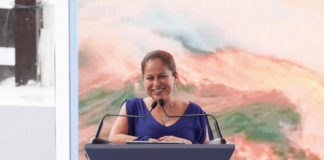 Tourism Creates Wealth and Employment in El Salvador El turismo crea riqueza y empleo en El Salvador