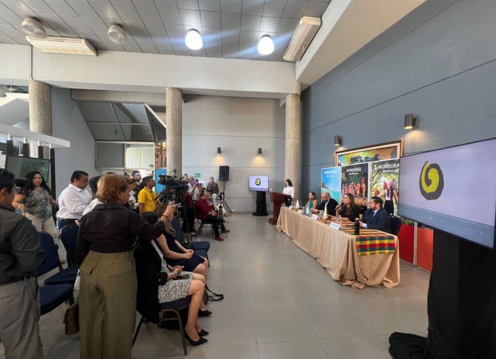 Conferencia de prensa CATM