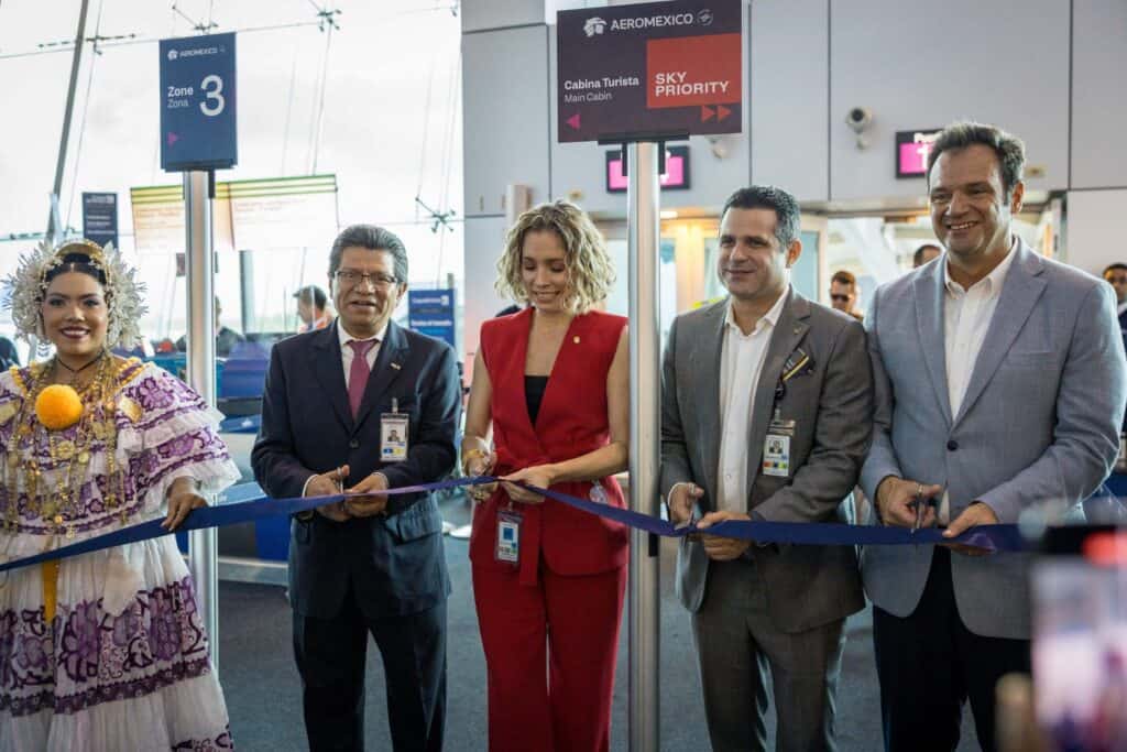 Conectividad entre México y Panamá