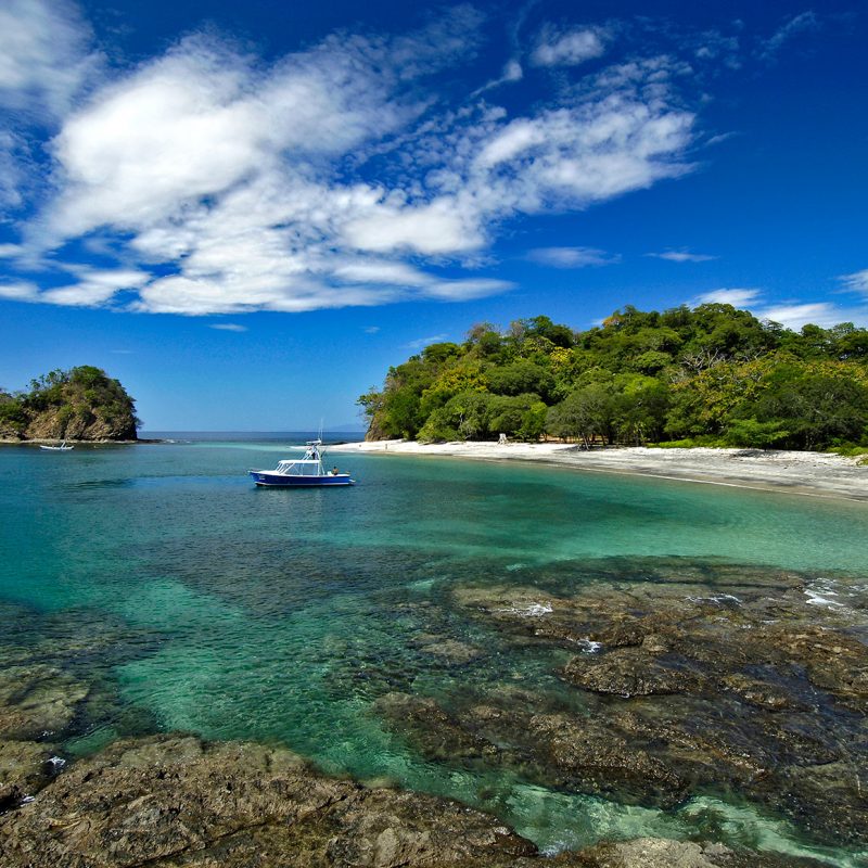 Aprende español mientras vives experiencias únicas en Costa Rica