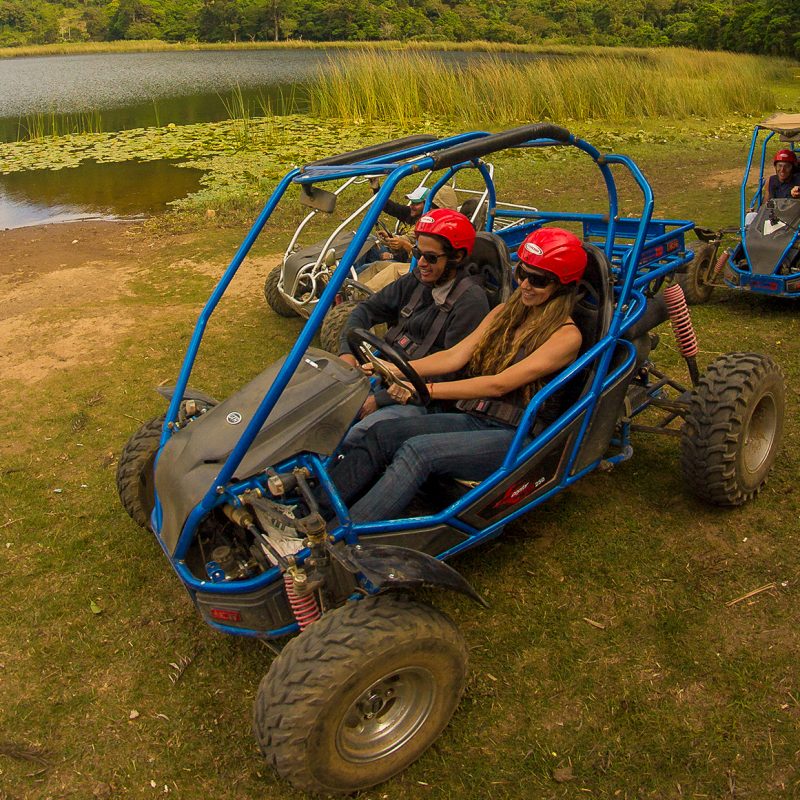 Adventure in Centroamérica, El Salvador