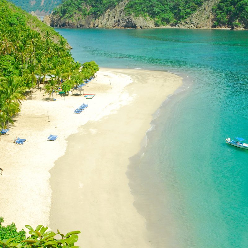 The sun and beach in Central America