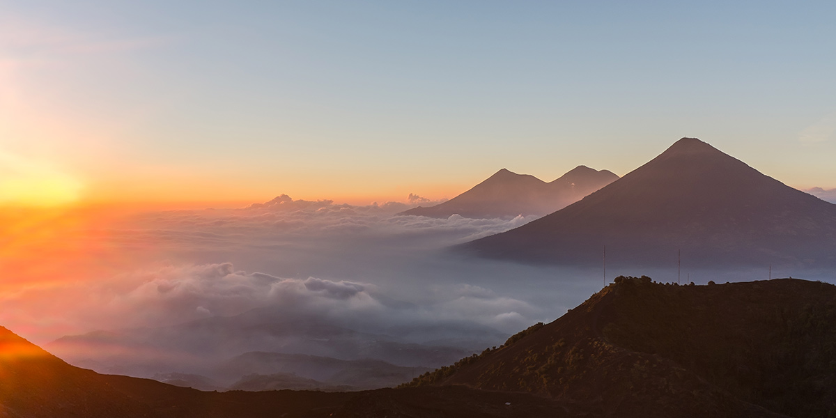  Volcanes, mayas, lencas y garífunas en Guatemala y Honduras 