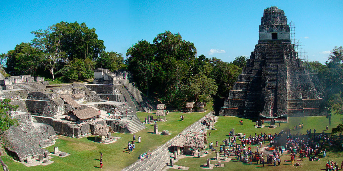  Volcanes, mayas, lencas y garífunas en Guatemala y Honduras 