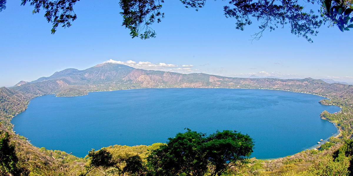  Central America. Lake Coapeteque in El Salvador 