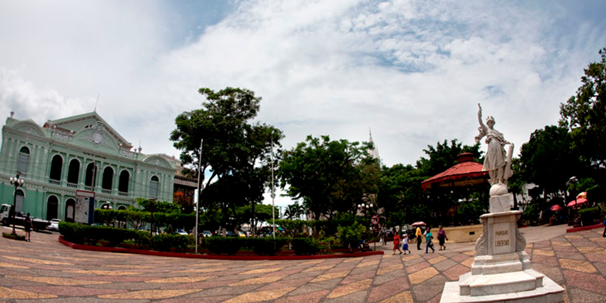  Santa Ana en Centroamérica, El Salvador 