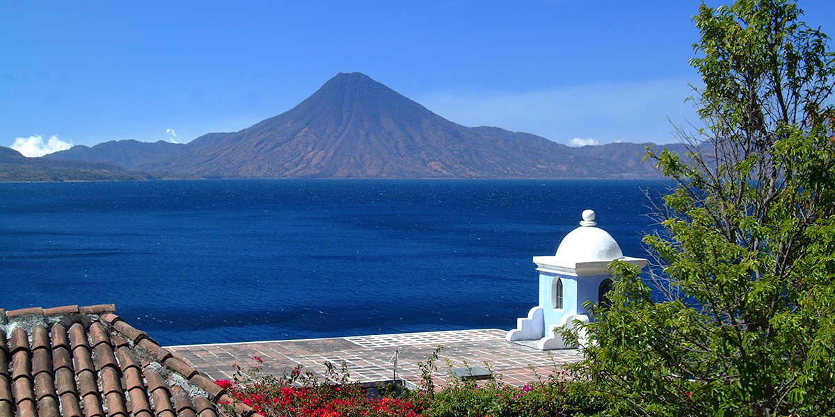  Lago Atitlán en Centroamérica, Guatemala 