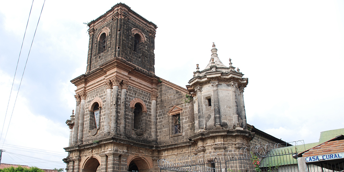  Ciudad de León, pasado colonial en Nicaragua 