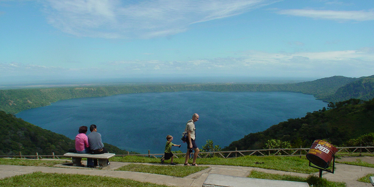  Mirador de Catarina sobre el Lago Cocibolca en Nicaragua 