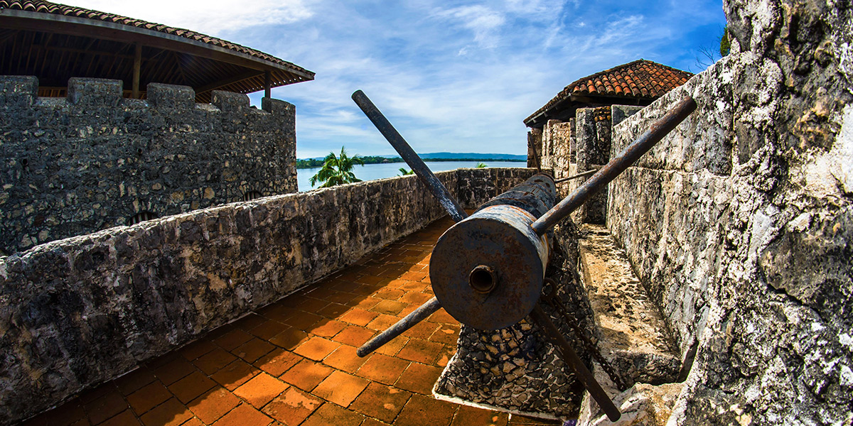  Castillo de San Felipe, legado colonial en Guatemala 