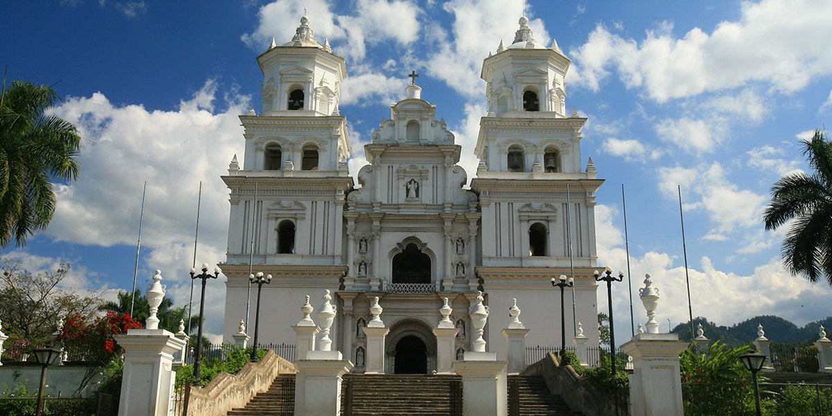  Viaje religioso a través de Guatemala y El Salvador 