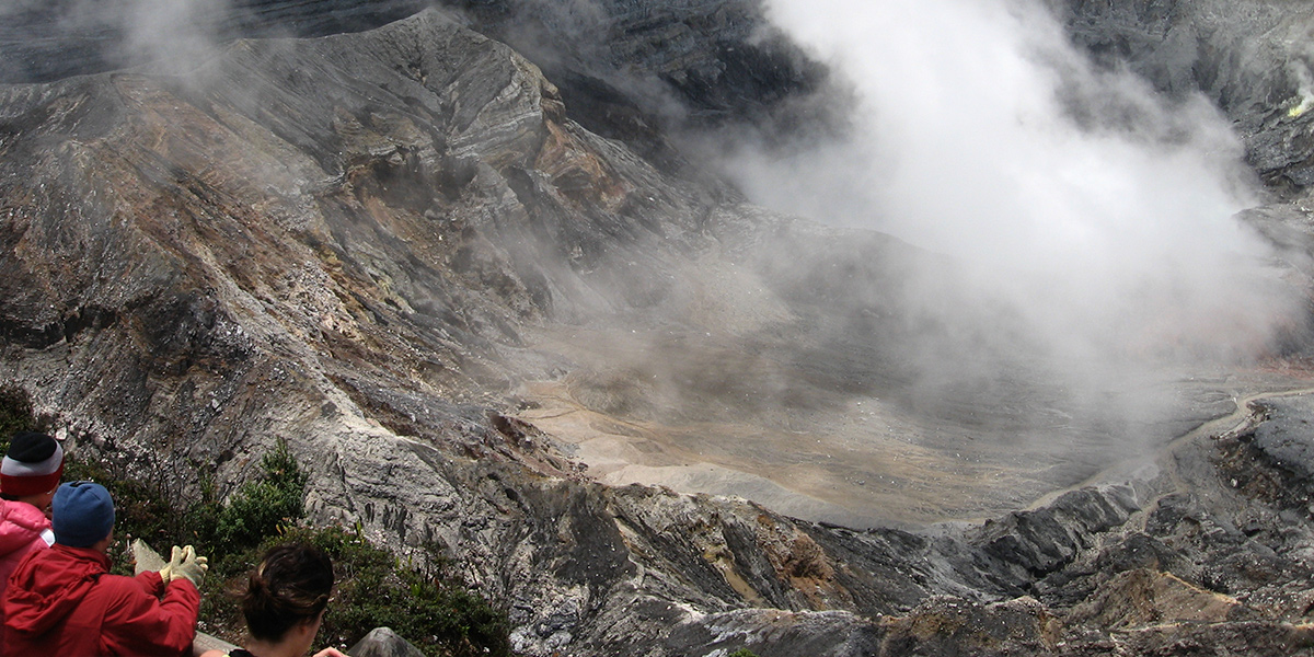  Bosques, Volcanes y Ciudades Coloniales, tour multidestino en Centroamérica 