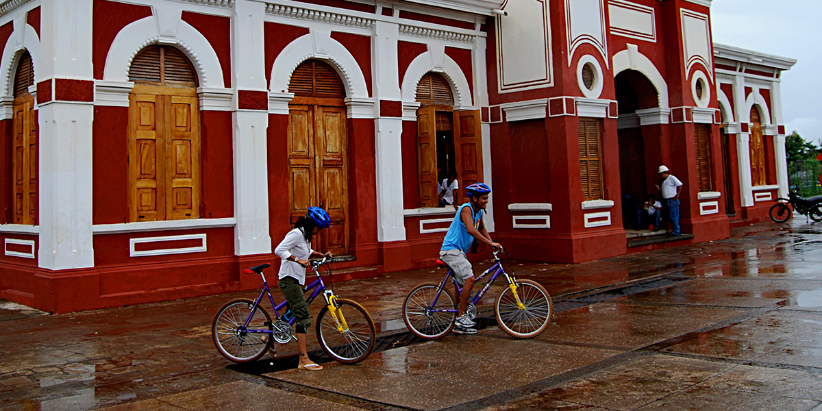  Bosques, Volcanes y Ciudades Coloniales, tour multidestino en Centroamérica 