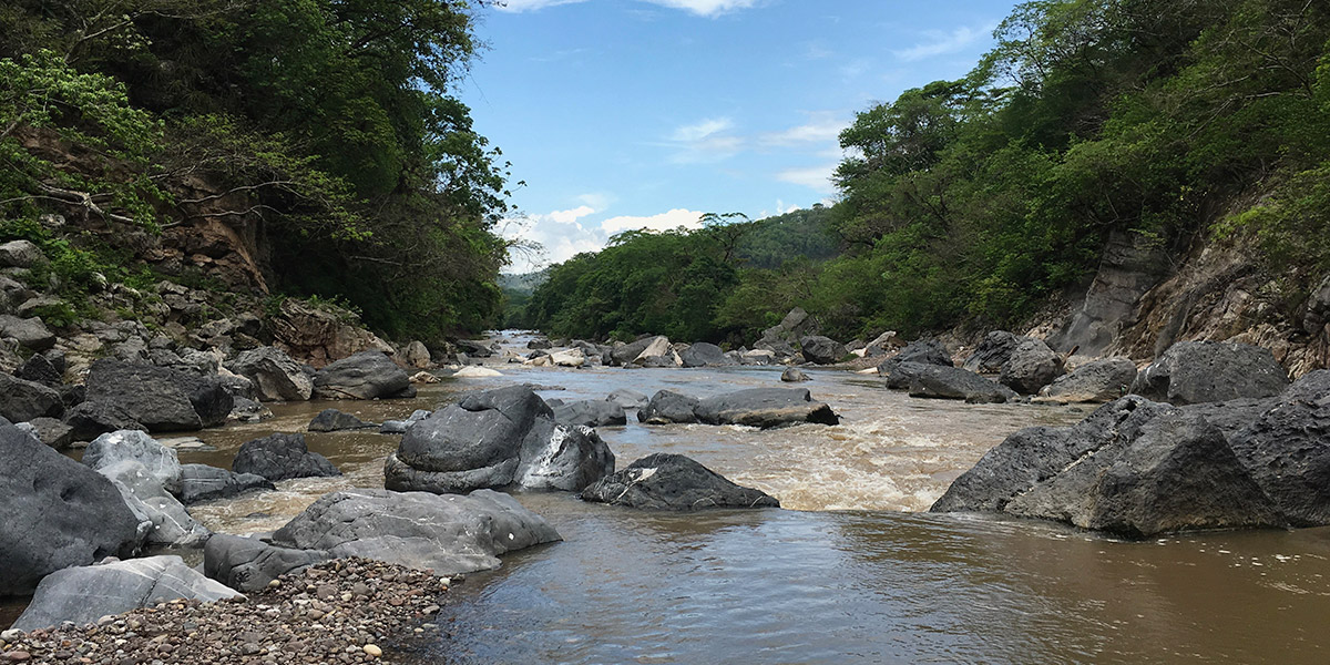  Honduras San Pedro de Zacapa Between rivers 