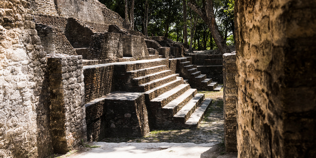  Cahal Pech Reserva arqueológica 