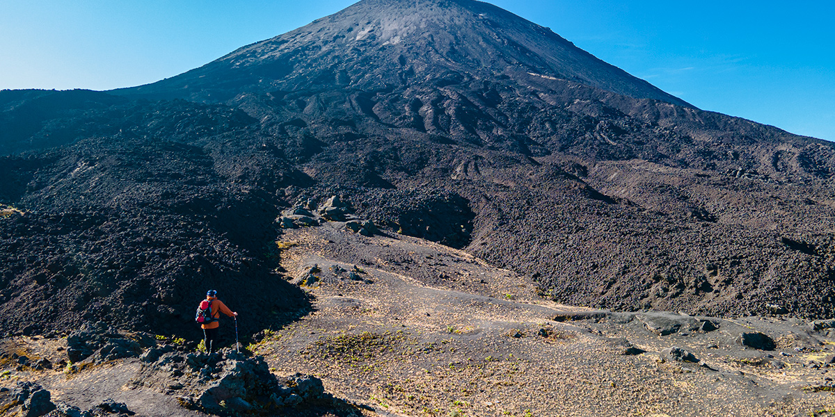  Ladera del Volcán Pacaya 