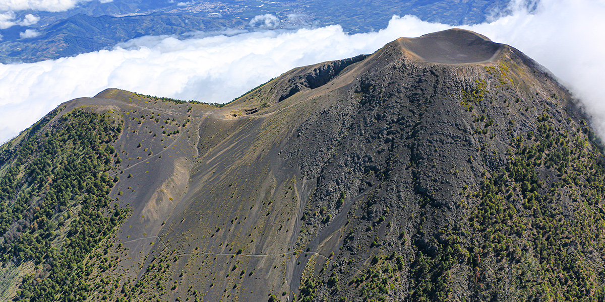  Volcán de Acatenango 